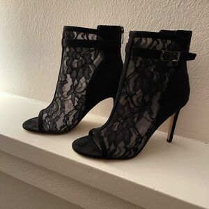 Elegant Black Lace Ankle Boots